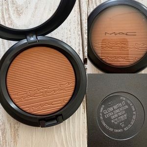 New MAC Glow With It Extra Dimension Skinfinish